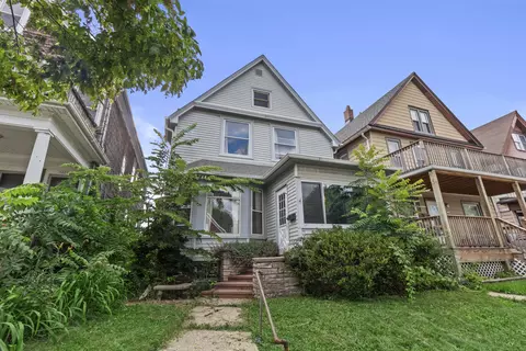 1219 S 72nd, West Allis, WI 53214
