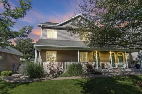 55 Stark #9, Williams Bay, WI 53191