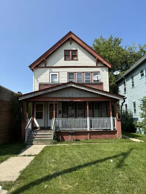 1330 W Atkinson #1332, Milwaukee, WI 53206