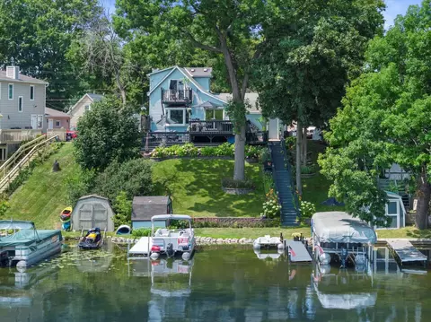 w351n5316 Road C, Oconomowoc, WI 53066
