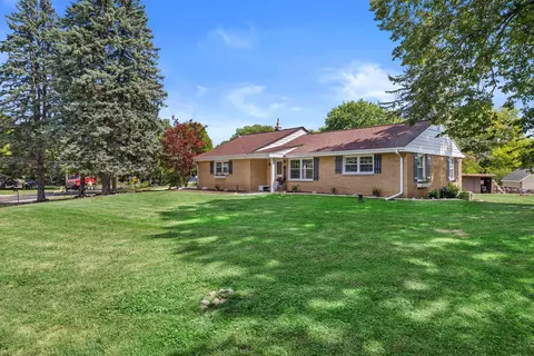 450 Pheasant, Grafton, WI 53024