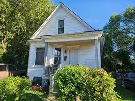 1617 Woodrow, Racine, WI 53404