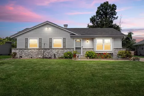 2800 Red Maple, Racine, WI 53402