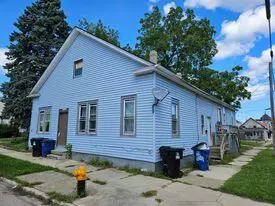 1301 N Wisconsin, Racine, WI 53402