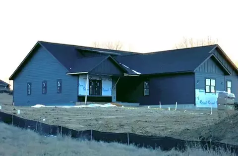 Lt25 Leasure, East Troy, WI 53120
