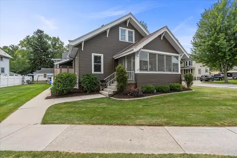 327 Western, Plymouth, WI 53073