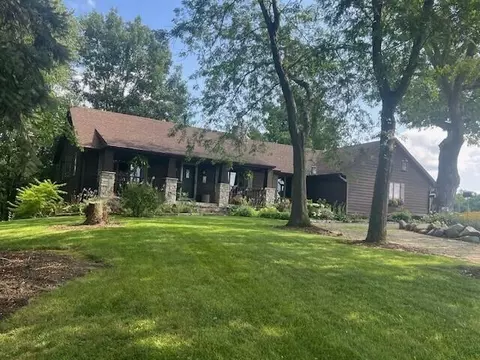 n7462 Rock County Line Road, Whitewater, WI 53190