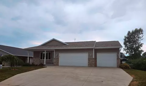 2210 S 21st, Manitowoc, WI 54220