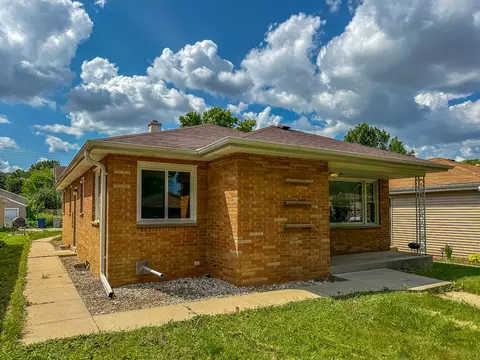 4747 N 73rd, Milwaukee, WI 53218