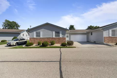 3453 Woodbridge, La Crosse, WI 54601