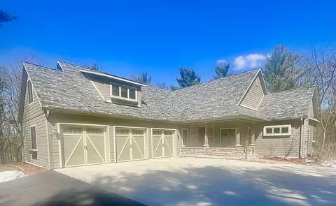 6480 Whitetail, Washington, WI 54701