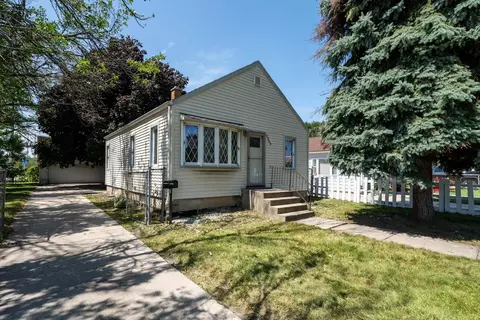 3349 S 3rd, Milwaukee, WI 53207
