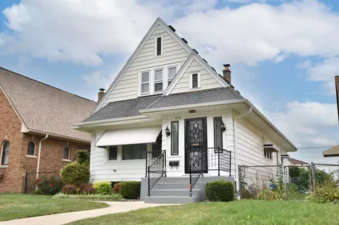 4323 N 19th, Milwaukee, WI 53209