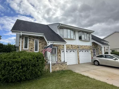 8983 W Allerton, Greenfield, WI 53228