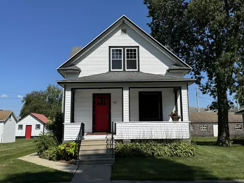 110 Jackson, Houston, MN 55943