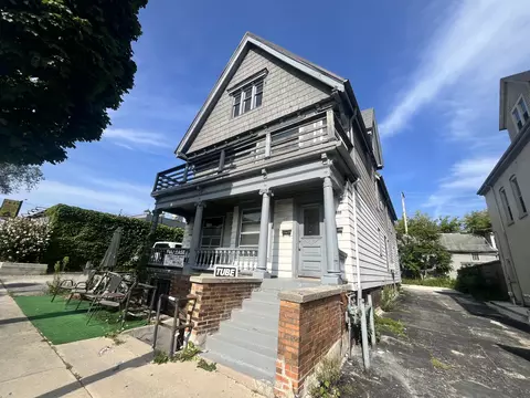 2406 N Murray #2408, Milwaukee, WI 53211