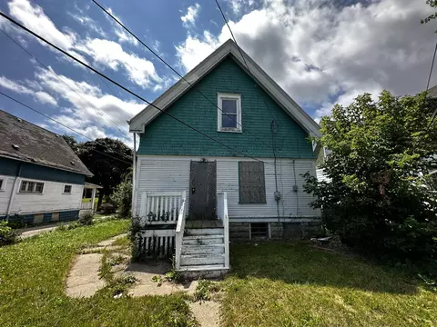 1522 W Concordia, Milwaukee, WI 53206