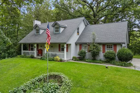 1250 Beechwood, Jackson, WI 53012