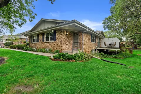 17825 Nassau, Brookfield, WI 53045