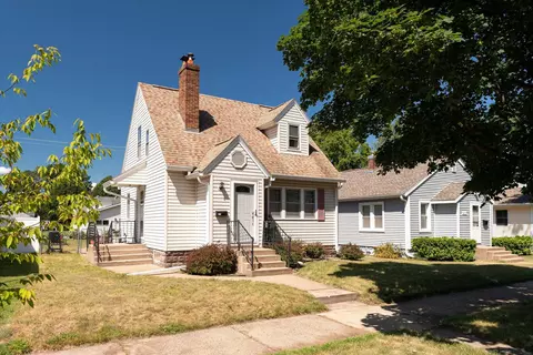 2415 Prospect, La Crosse, WI 54603