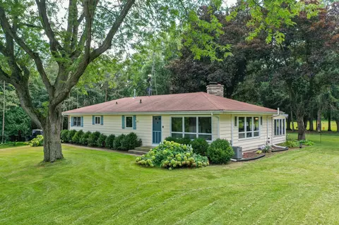 n4781 County Road P, Darien, WI 53115