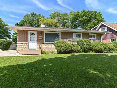 10204 W Oklahoma, West Allis, WI 53227