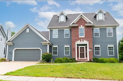 308 Bobolink, Grafton, WI 53024