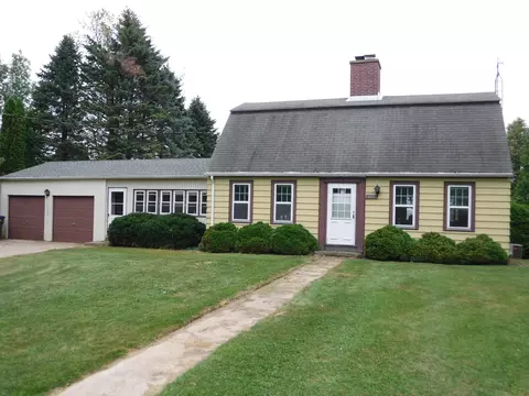 3409 S 10th, Manitowoc, WI 54220