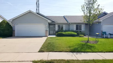 1875 27th #5, Kenosha, WI 53140