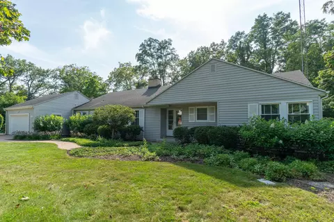 1024 S Lake Shr, Lake Geneva, WI 53147