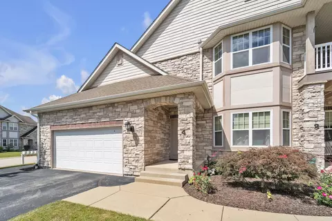 4666 Sagewood #4, Pleasant Prairie, WI 53158