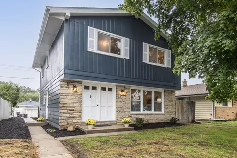 2419 S 108th, West Allis, WI 53227
