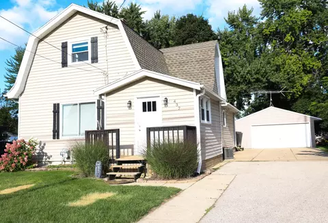 437 S Schuyler, Neosho, WI 53059