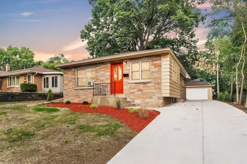 4526 S Taylor, Milwaukee, WI 53207