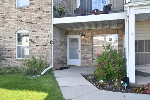 1140 N Sunnyslope #102, Mount Pleasant, WI 53406