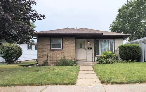 4219 N 67th, Milwaukee, WI 53216