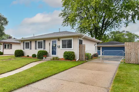 8615 17th, Kenosha, WI 53143
