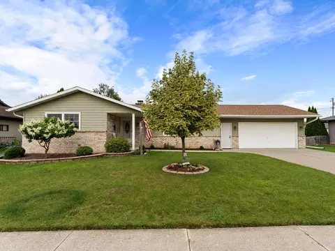 2030 Andrea, Manitowoc, WI 54220