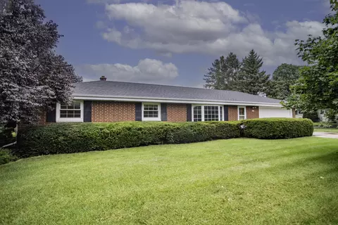 4071 Woodside, Hubertus, WI 53033