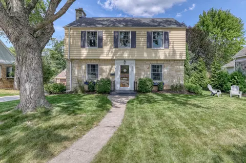 261 Main, Pewaukee, WI 53072