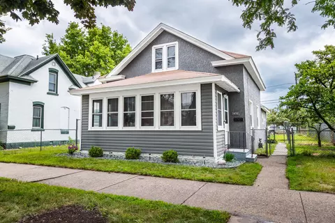 1438 Redfield, La Crosse, WI 54601