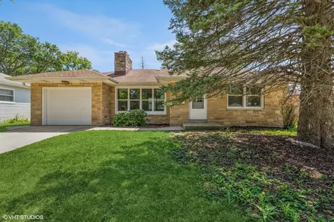 10321 W Manitoba, West Allis, WI 53227