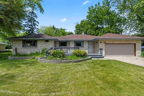 475 N N Park, Brookfield, WI 53005