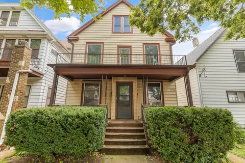1632 S 61st, West Allis, WI 53214
