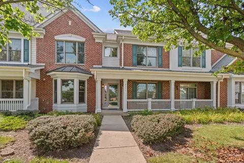 2211 Norhardt, Brookfield, WI 53045