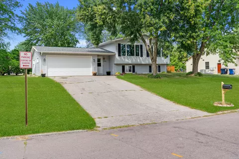 2410 Thomas, Onalaska, WI 54650