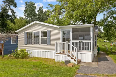 w5229 Surfwood Drive #23, La Grange, WI 53121