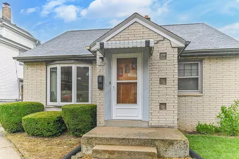 3630 E Bottsford, Cudahy, WI 53110