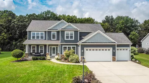 w229n4375 Baker, Pewaukee, WI 53072