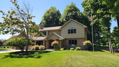 4232 S 16th, Wilson, WI 53081